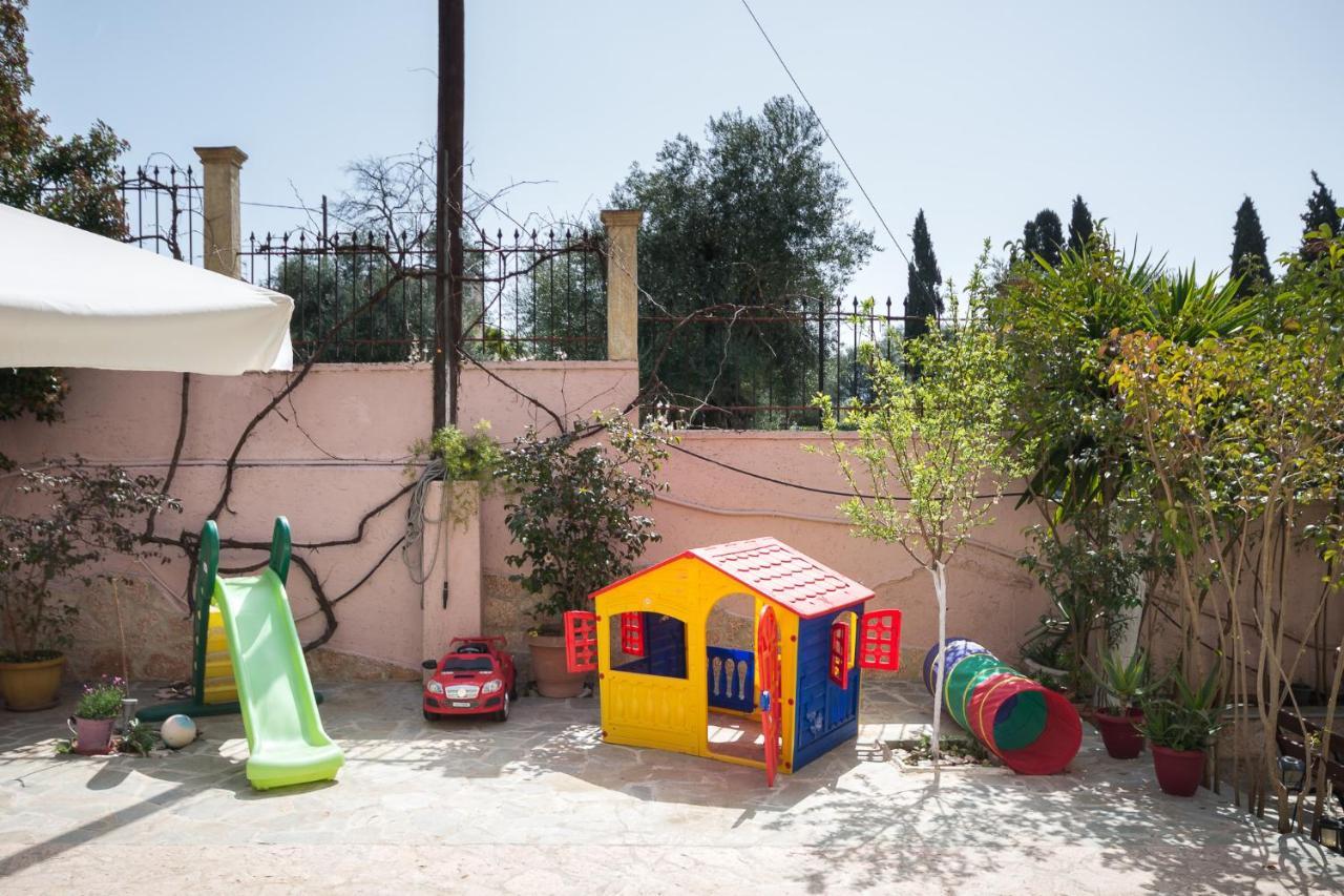 Dora'S Home Kanali  Exterior photo